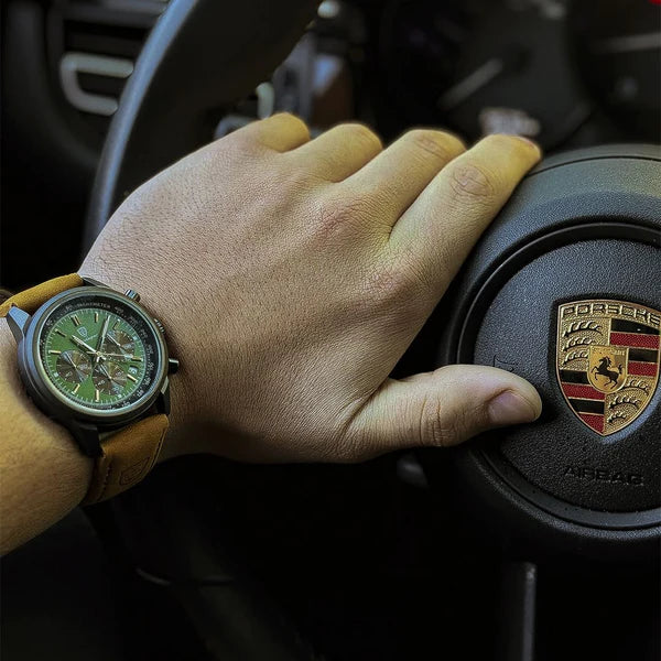 Aviatore Pilot Chronograph - 41mm Steel & Suede Leather